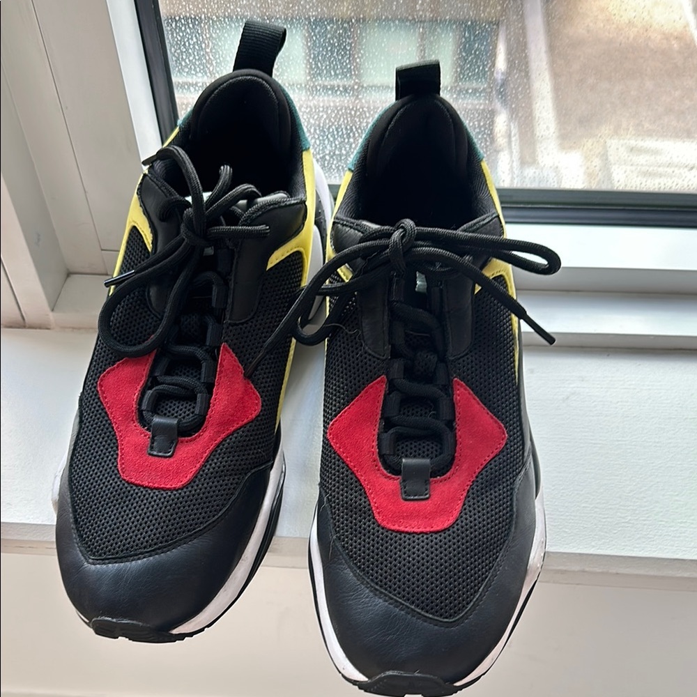 Black and Red Men's Sneakers